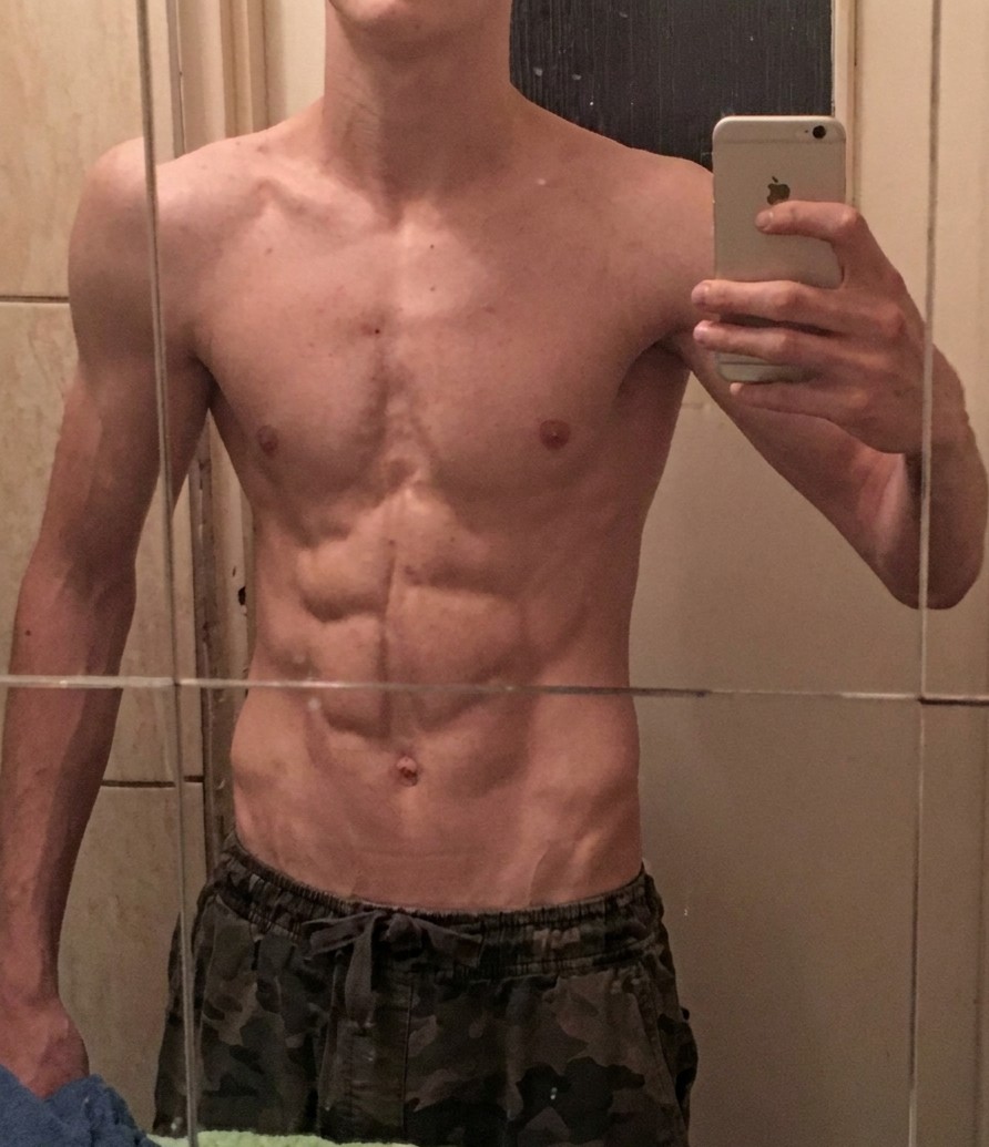 Maciek przed przemianą — 45 kg